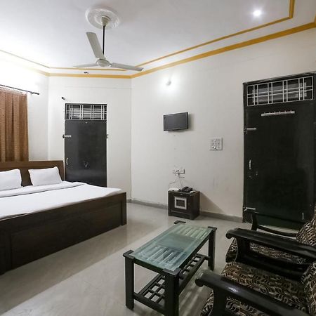 Spot On 38085 Hotel Amer Palace ชัยปุระ ภายนอก รูปภาพ