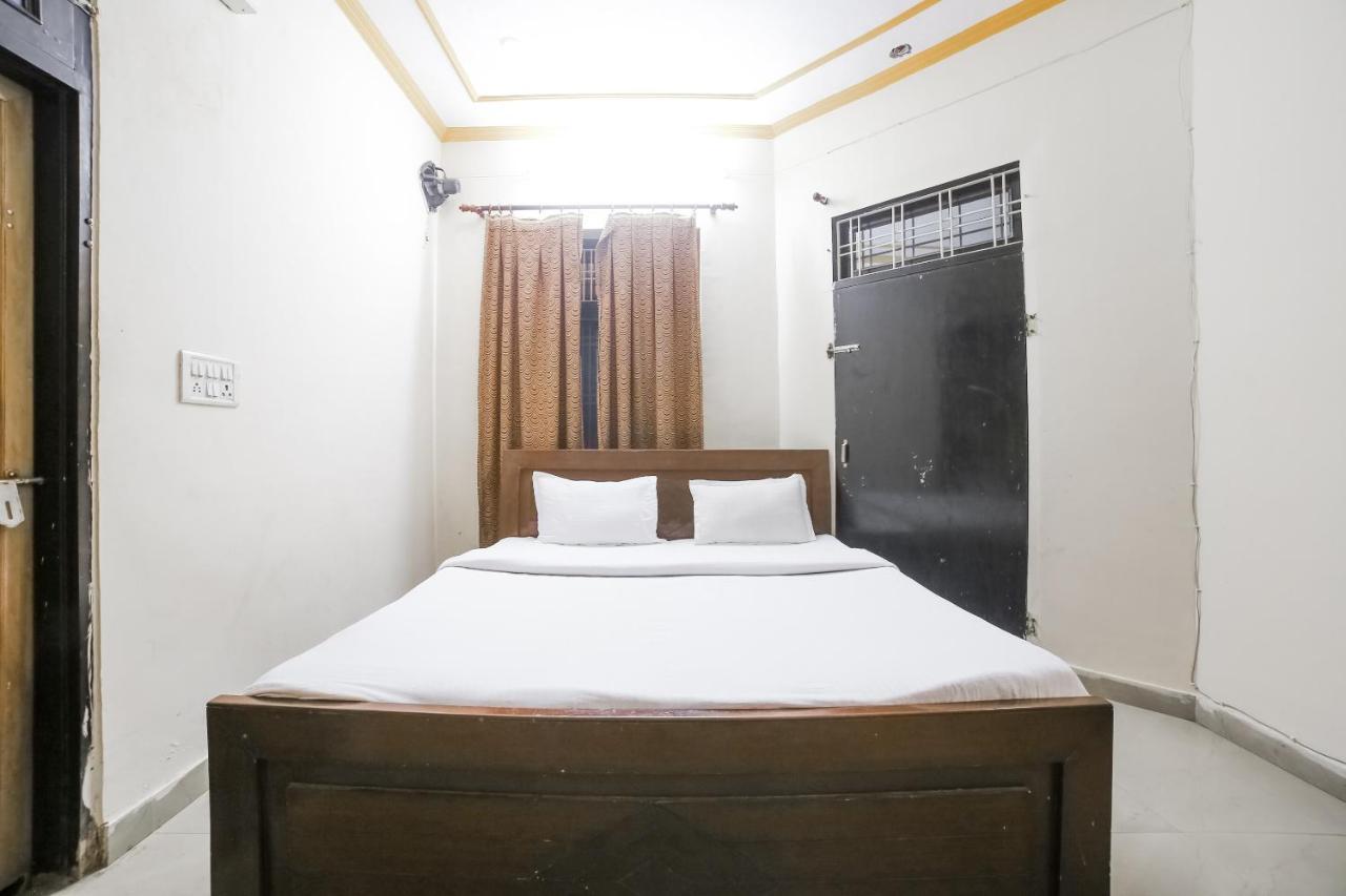 Spot On 38085 Hotel Amer Palace ชัยปุระ ภายนอก รูปภาพ