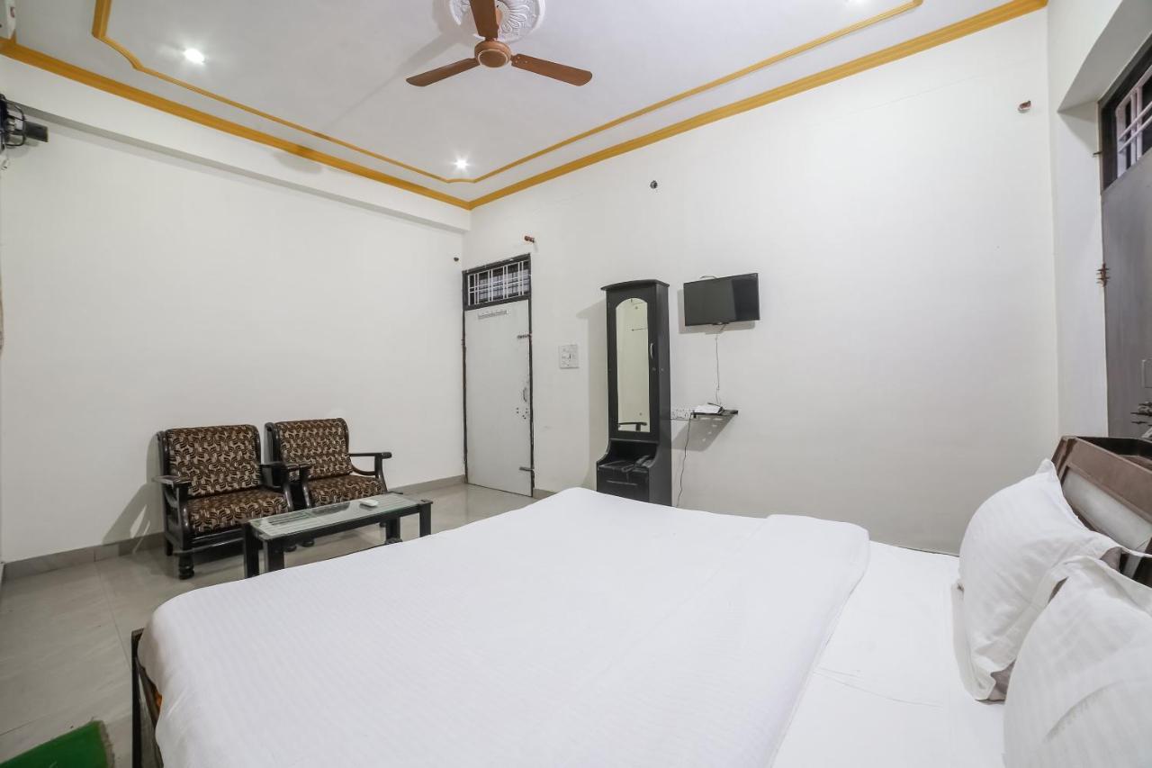 Spot On 38085 Hotel Amer Palace ชัยปุระ ภายนอก รูปภาพ